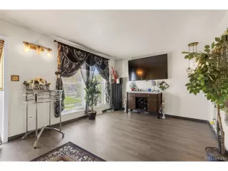 Photo #6: 2406051 Listing