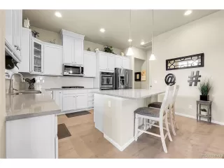 Photo #6: 2407358 Listing