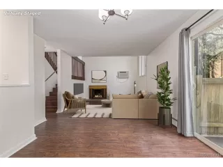 Photo #3: 2407731 Listing 