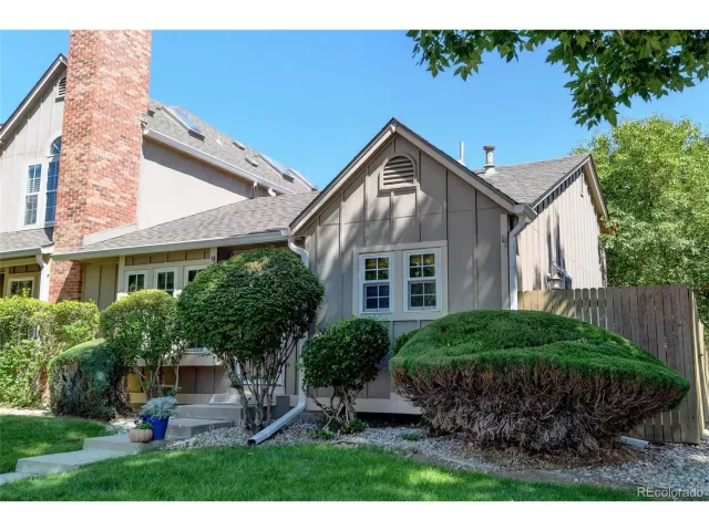 MLS: 2409459 Condo For Sale