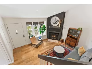 Photo #3: 2409459 Listing 