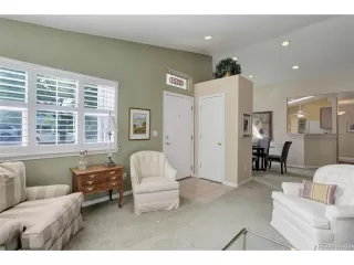 Photo #5: 2410626 Listing