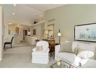 Photo #6: 2410626 Listing