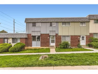 Photo #2: 2410701 Listing