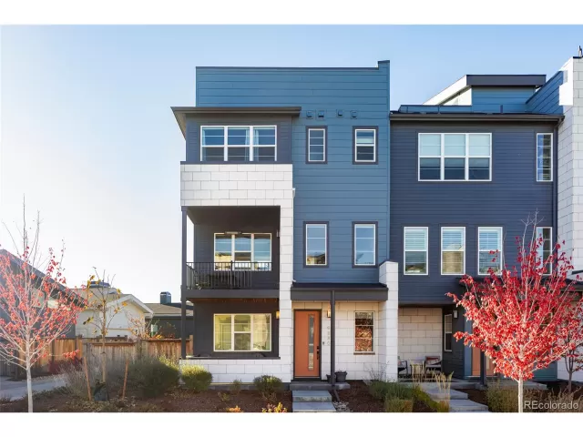 MLS: 2411627 Condo For Sale