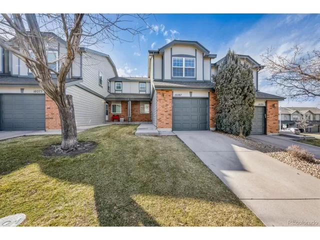 MLS: 2412366 Condo For Sale