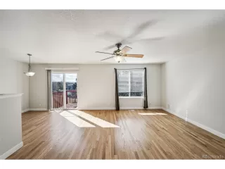 Photo #3: 2412366 Listing 