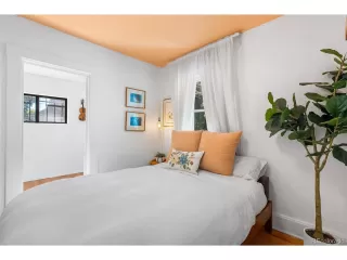 Photo #6: 2413151 Listing 