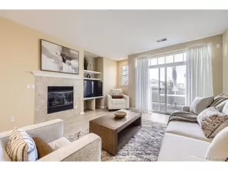 Photo #2: 2414336 Listing