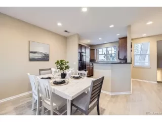 Photo #3: 2414336 Listing