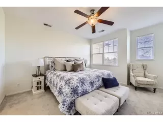 Photo #5: 2414336 Listing