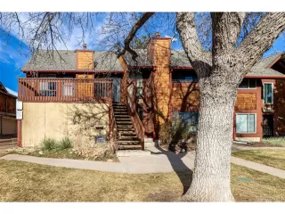 Photo #2: 2415342 Listing