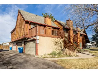 Photo #4: 2415342 Listing