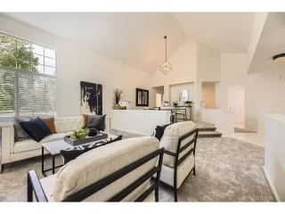 Photo #4: 2415594 Listing 