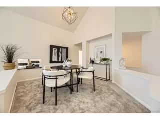 Photo #5: 2415594 Listing 