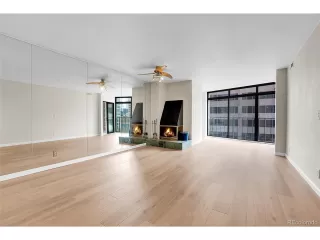 Photo #2: 2415844 Listing