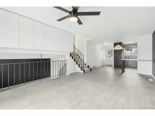 Photo #6: 2416457 Listing