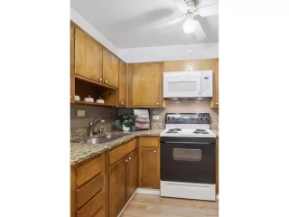 Photo #2: 2417391 Listing 