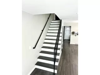 Photo #5: 2417833 Listing