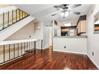 Photo #5: 2417989 Listing 