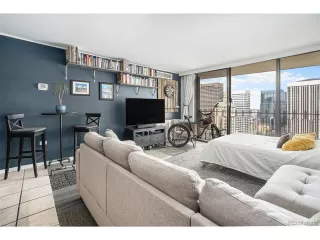 Photo #3: 2418008 Listing 