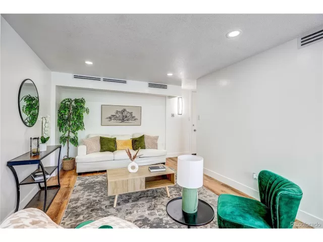 MLS: 2419004 Condo For Sale