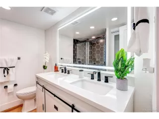 Photo #2: 2419004 Listing