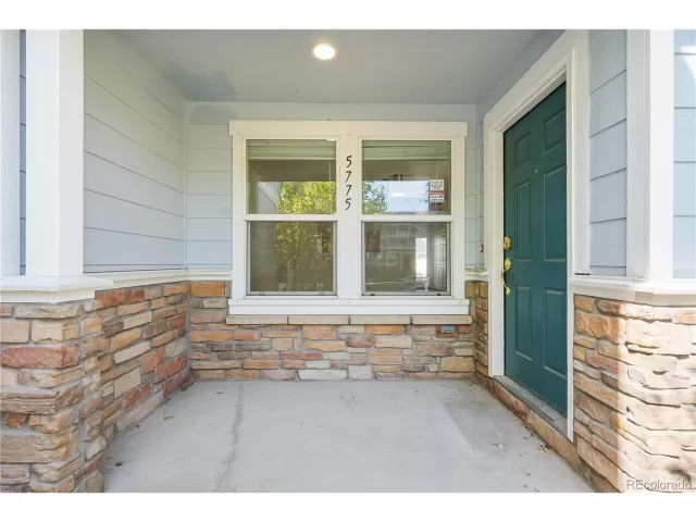 MLS: 2419244 Condo For Sale