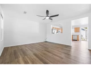 Photo #3: 2419244 Listing