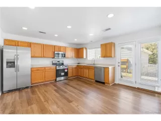 Photo #4: 2419244 Listing