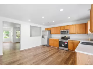 Photo #5: 2419244 Listing