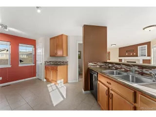 Photo #6: 2421261 Listing 