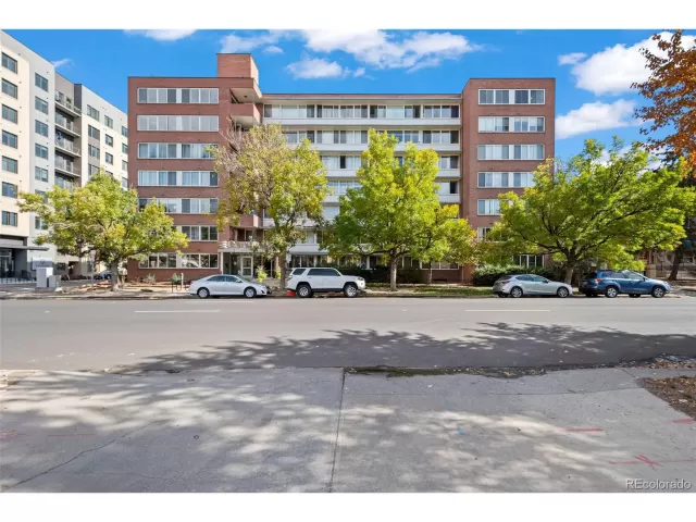 MLS: 2421539 Condo For Sale