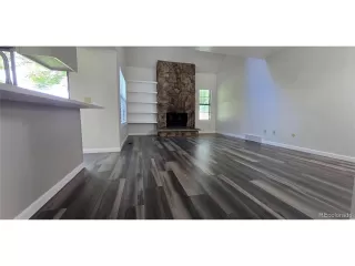 Photo #2: 2421541 Listing