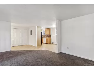 Photo #5: 2421697 Listing 