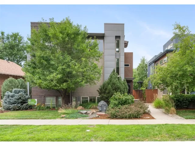 MLS: 2422196 Condo For Sale