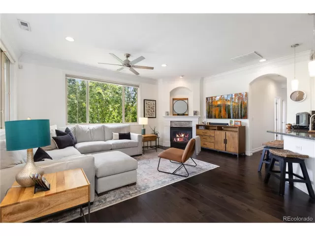 MLS: 2423350 Condo For Sale