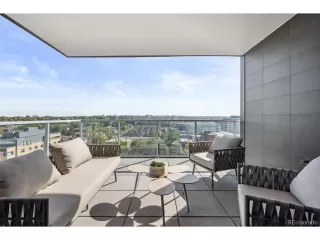 Photo #2: 2425030 Listing