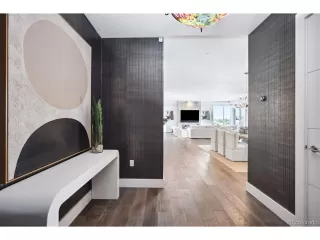 Photo #3: 2425030 Listing