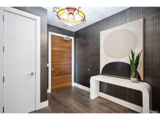 Photo #4: 2425030 Listing