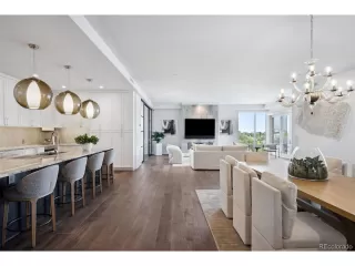 Photo #5: 2425030 Listing