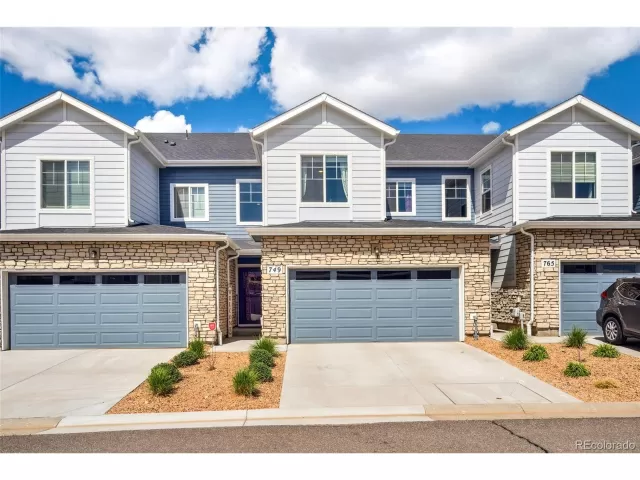 MLS: 2425511 Condo For Sale