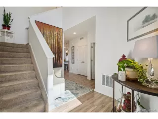 Photo #4: 2425511 Listing 