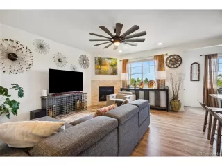 Photo #5: 2425511 Listing 