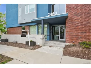 Photo #2: 2425699 Listing