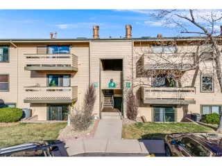 Photo #2: 2425704 Listing