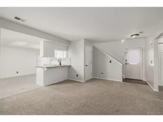 Photo #2: 2426235 Listing 