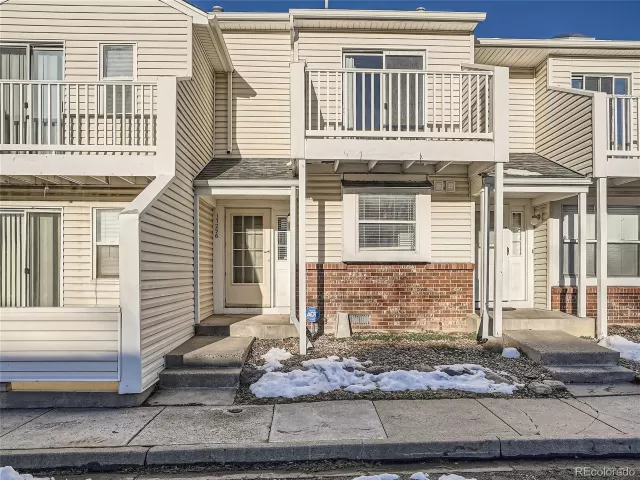 MLS: 2428044 Condo For Sale