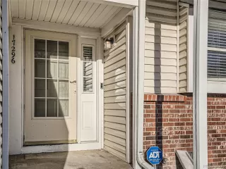 Photo #2: 2428044 Listing