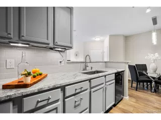 Photo #6: 2431296 Listing 